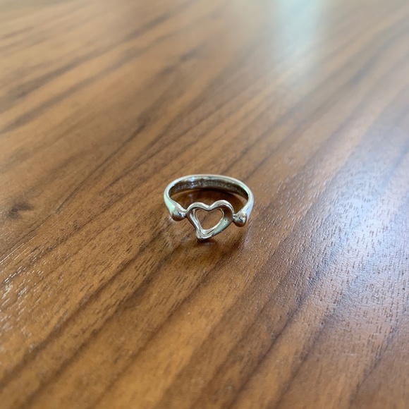 Tiffany & Co. Elsa Peretti Open Heart Ring Size 5.5 - Picture 2 of 6